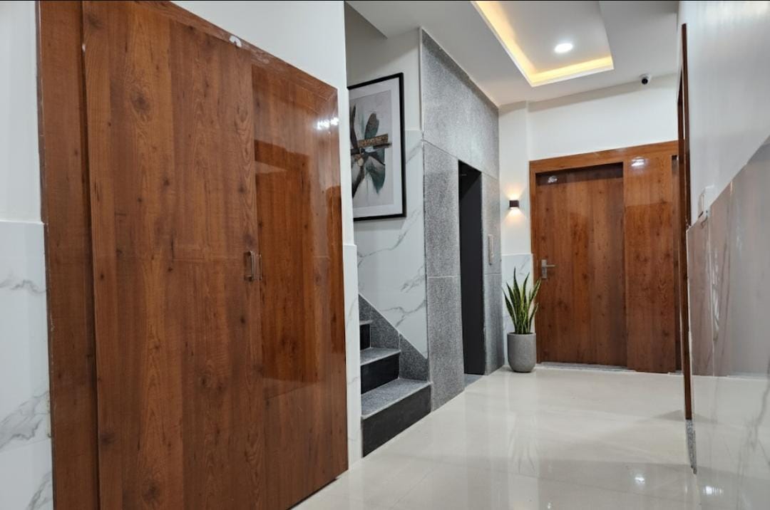 Gallery 2