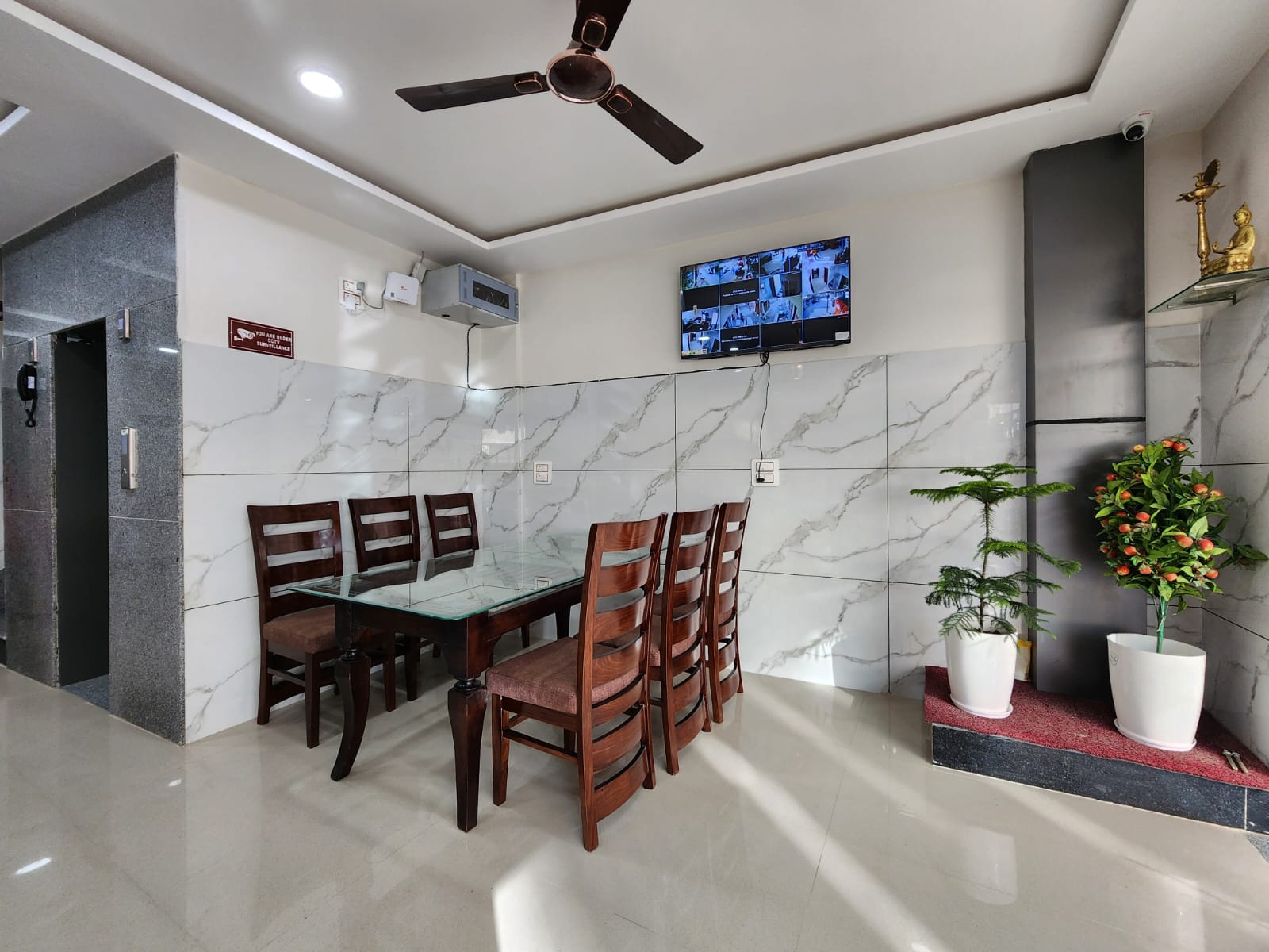Gallery 8